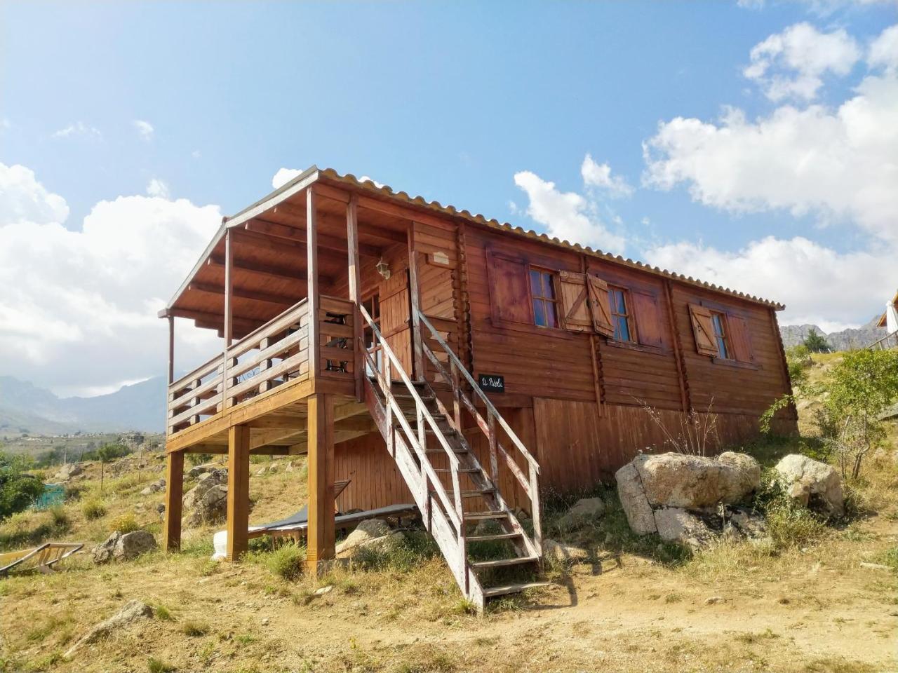 Les De Lozzi Chalet *